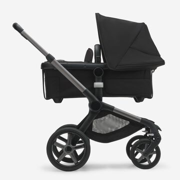 Bugaboo-Fox-5-bassinet-seat-stroller-graphite-chassis-midnight-black-fabrics-midnight-black-sun-canopy-x-PV006328-03.jpg