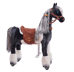      Ponnie Domino M