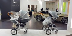 21 Silver Cross Surf 3 ASTON MARTIN  Silver